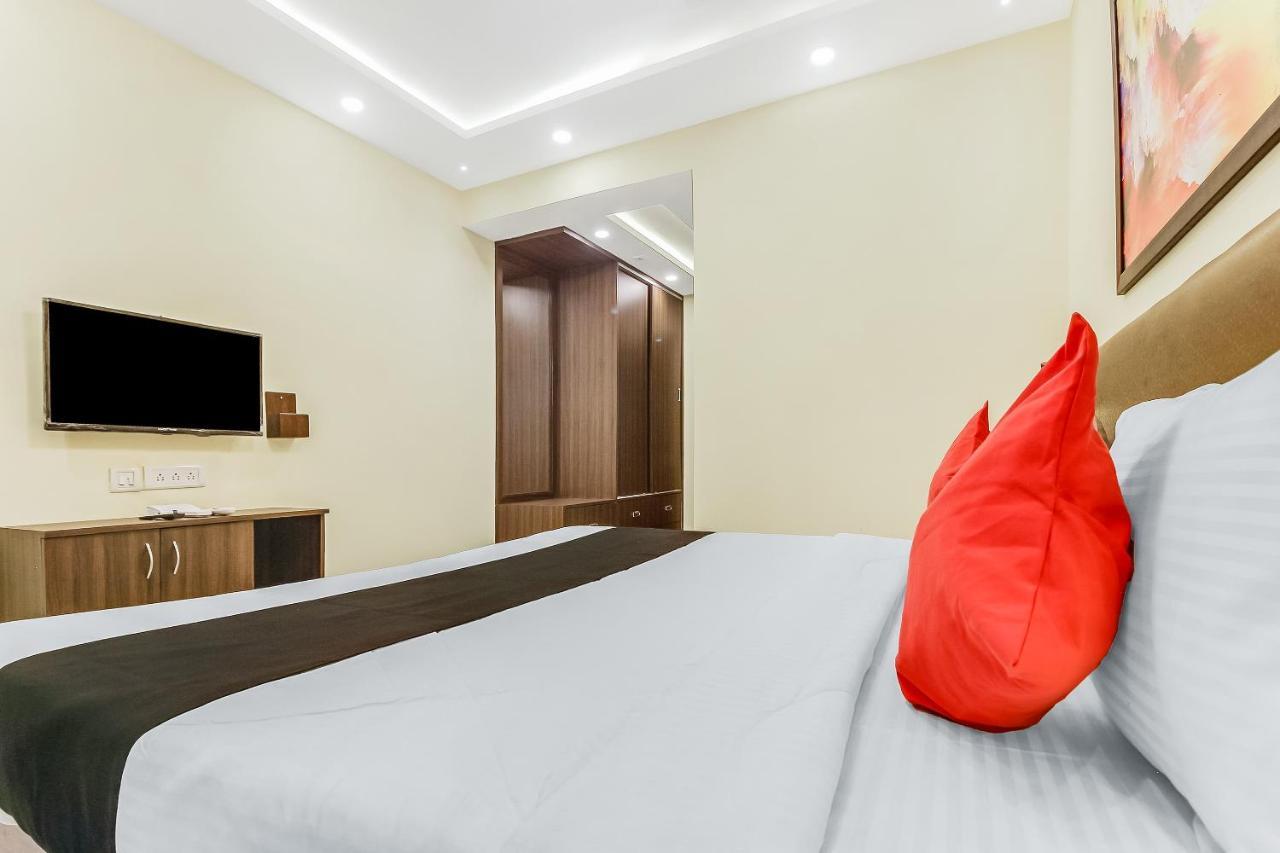 Capital O 64180 Adam'S Beach Resort Baga Εξωτερικό φωτογραφία